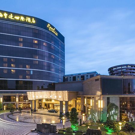 รอยัล เซ็นจูรี่ โฮเต็ล เซี่ยงไฮ้ Hotel ภายนอก รูปภาพ