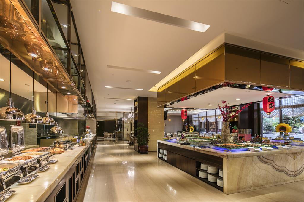 รอยัล เซ็นจูรี่ โฮเต็ล เซี่ยงไฮ้ Hotel ภายนอก รูปภาพ